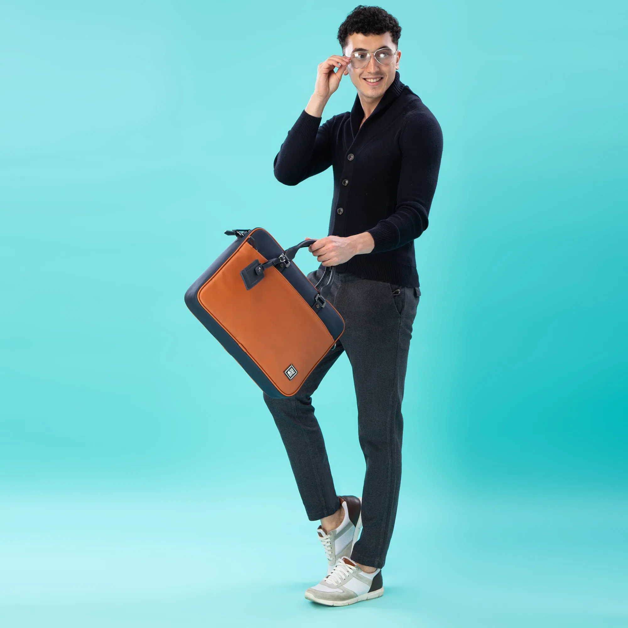 Commute Messenger Bag