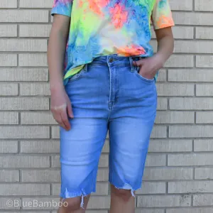 Destroyed Hem Bermudas