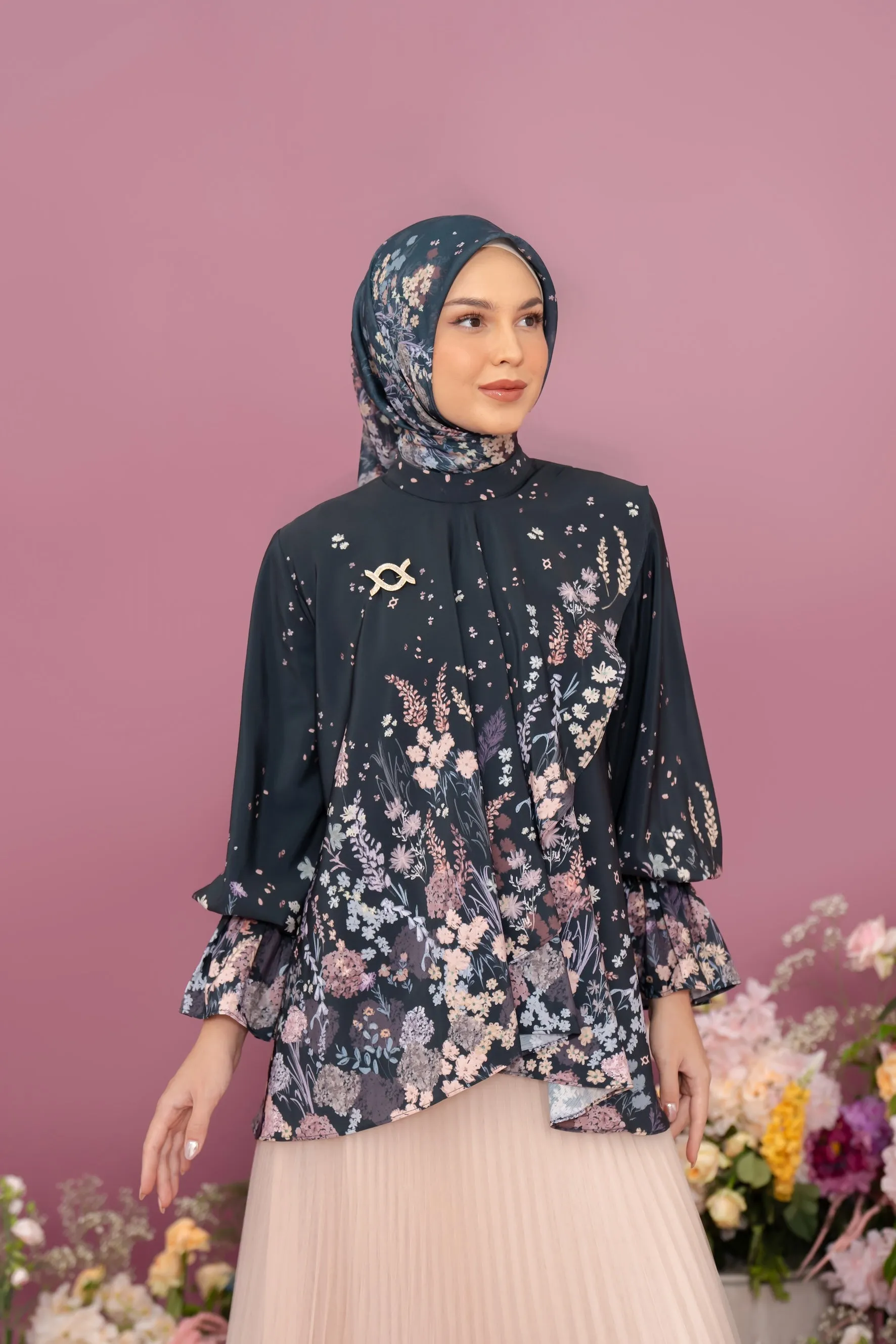 Gardenia Blouse Dark Berry