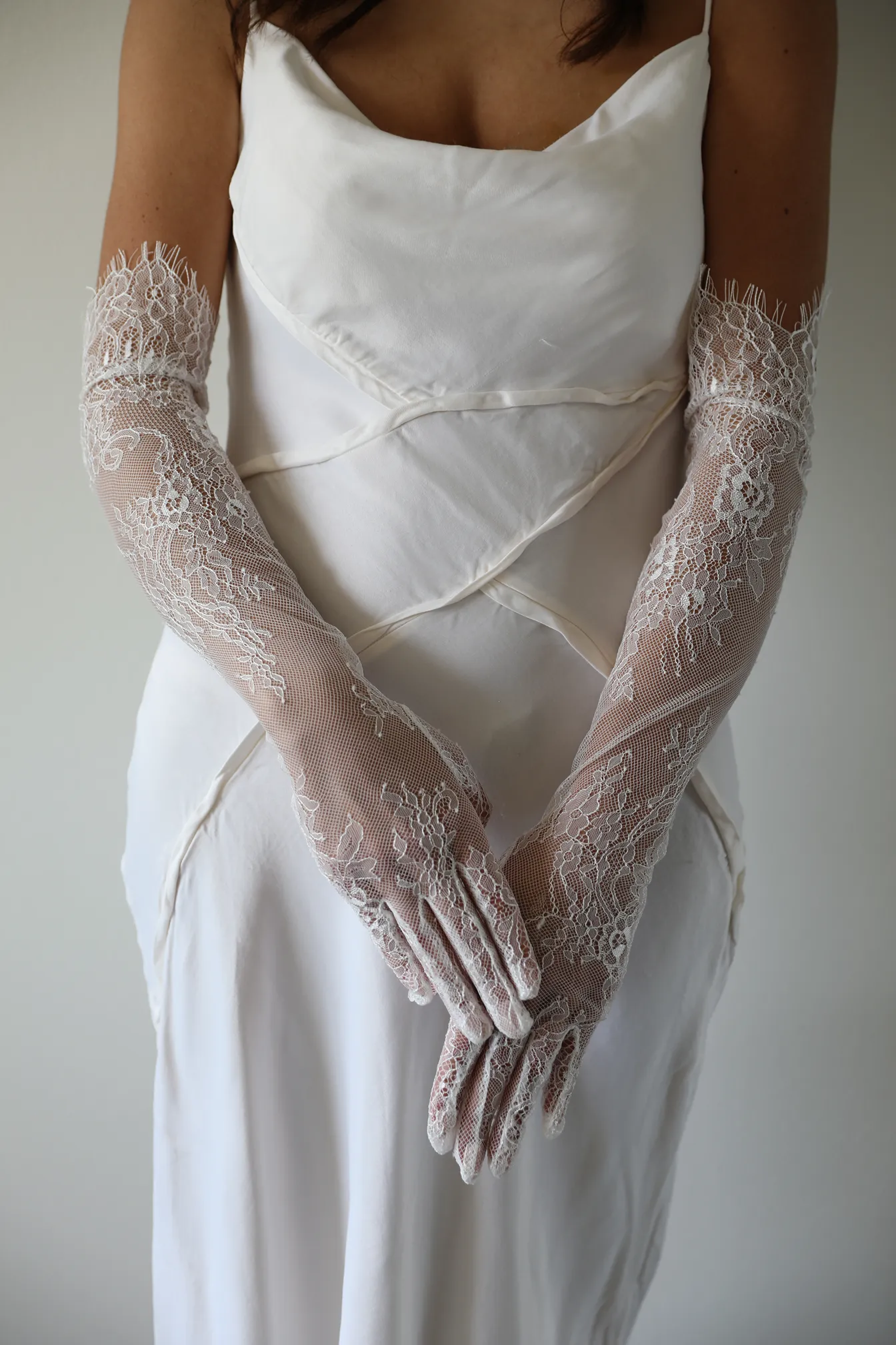 Long Fingerless Lace Gloves