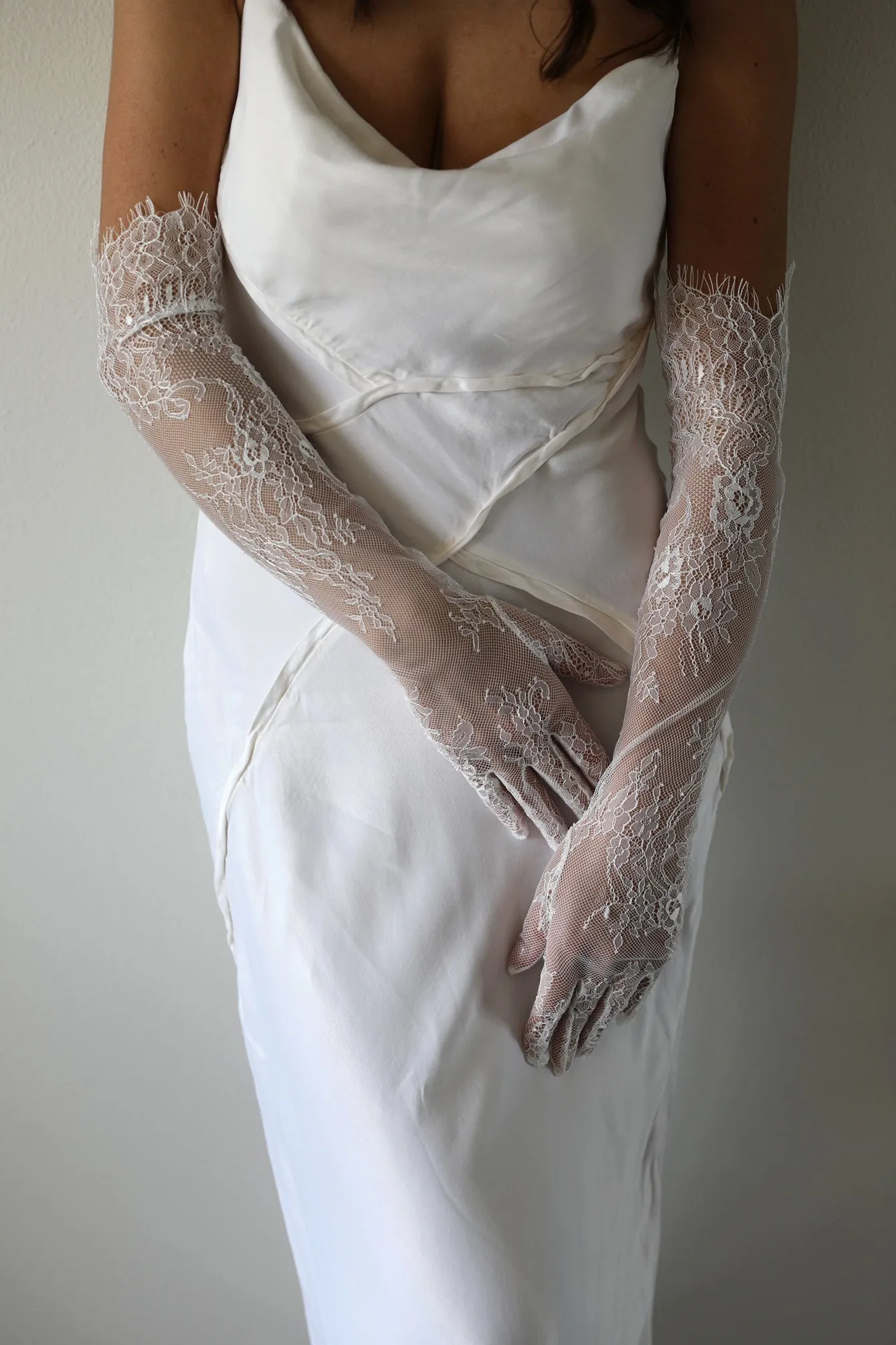 Long Fingerless Lace Gloves