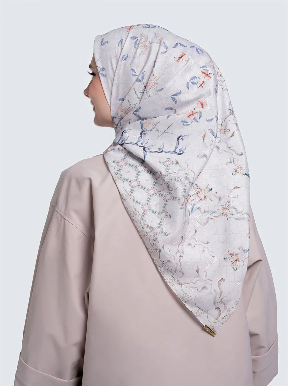 PETALLY SIGNATURE SCARF SPRINGLAKE