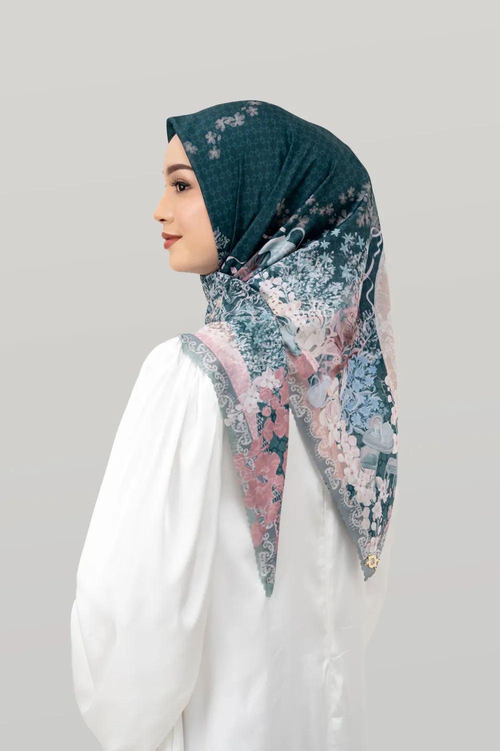 Victoria Scarf Alpine Green